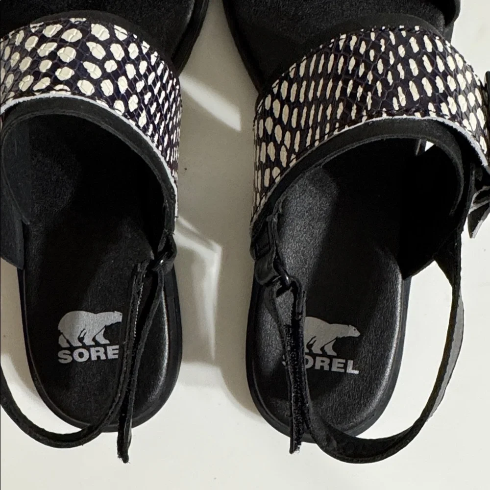 Sorel Black and White Patterned Sandals - Picture 2 of 9